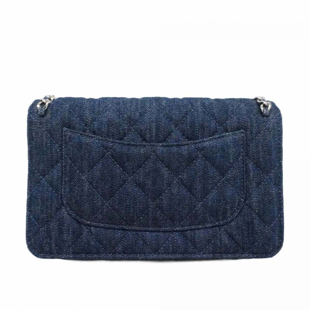 CHANEL Blue Wallet - Picture 7 of 8